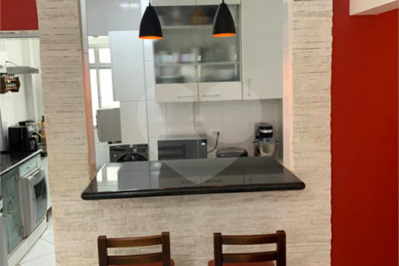 Apartamento à venda com 2 quartos, sendo 1 suíte,  em Canto do Forte, Praia Grande, SP