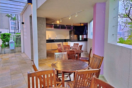 Apartamento à venda com 3 quartos, sendo 2 suítes, em Vila Andrade, São Paulo, SP