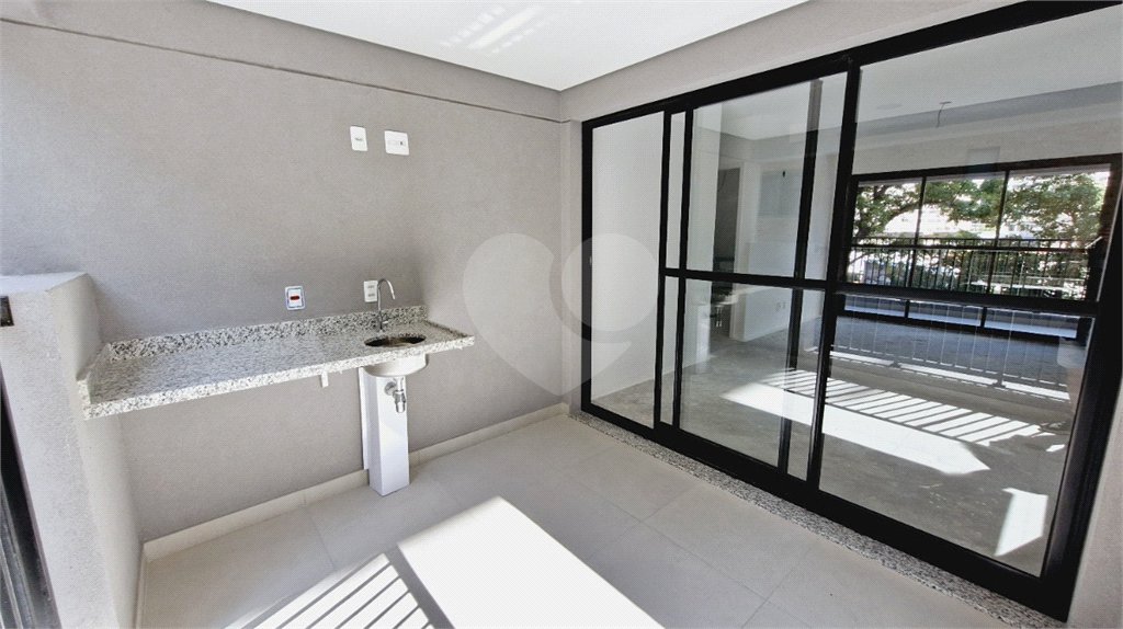 Apartamento à venda com 3 quartos, sendo 2 suítes, em Brooklin, São Paulo, SP