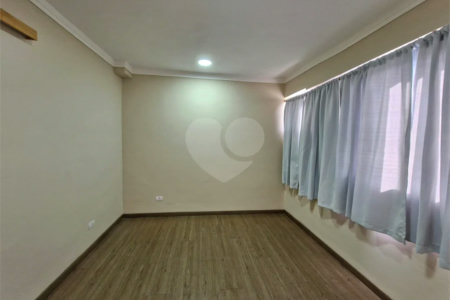 Apartamento à venda com 1 quarto em Vila Mazzei, São Paulo, SP