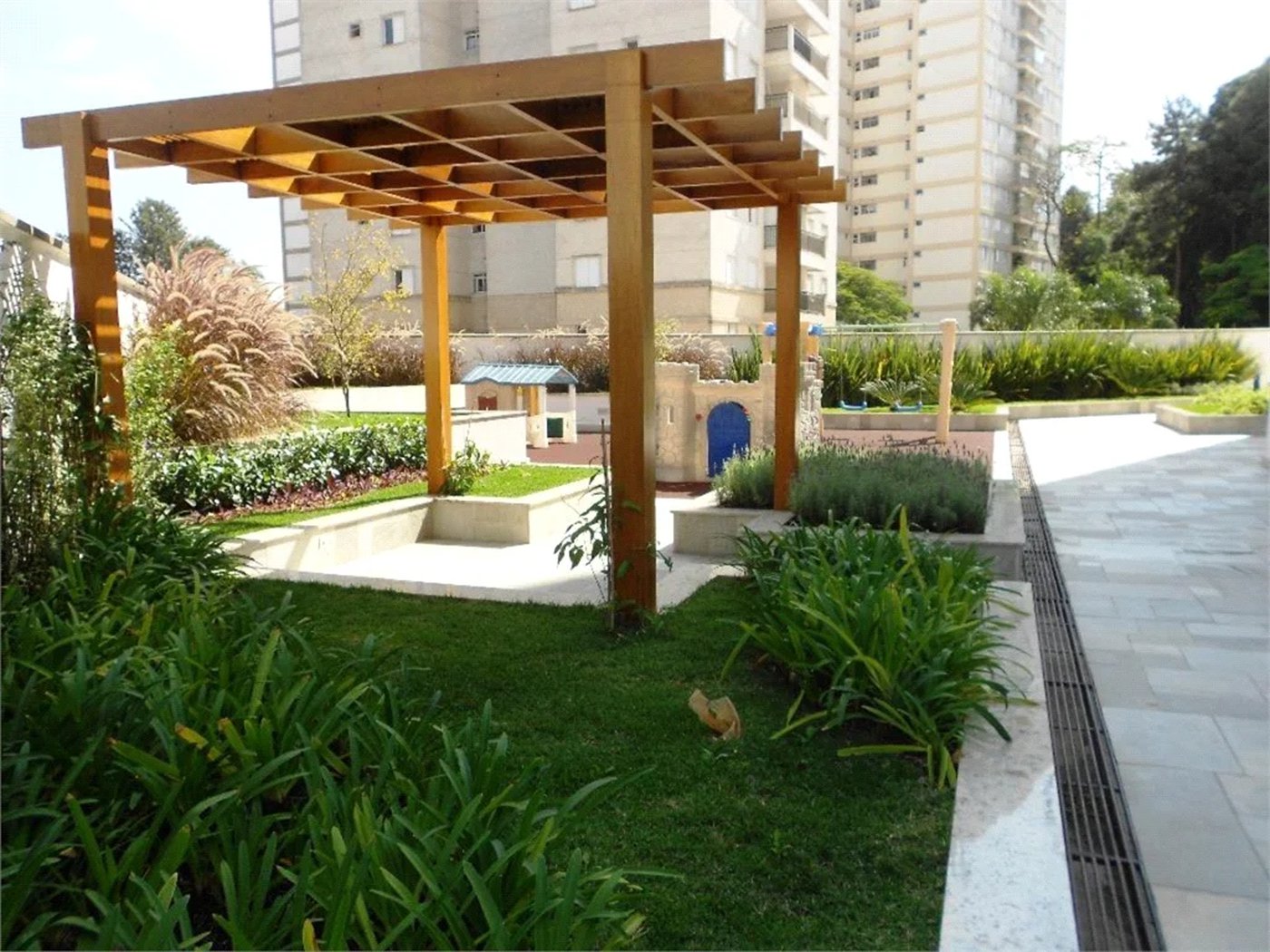 Apartamento para alugar com 4 quartos em Jardim Colombo, São Paulo, SP
