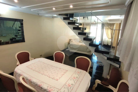 Sobrado à venda com 3 quartos, sendo 1 suíte, em Jardim São Paulo(zona Norte), São Paulo, SP