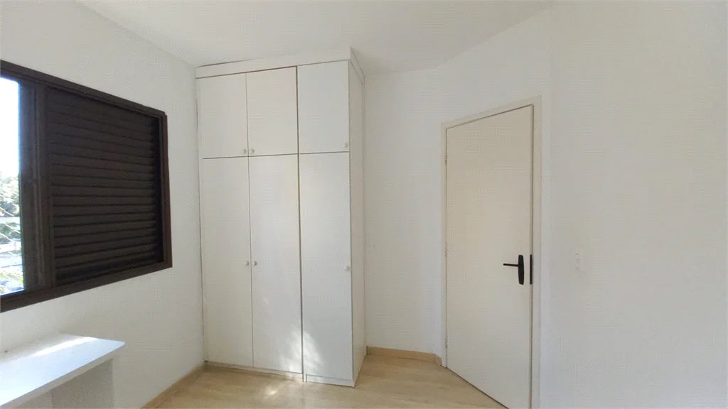 Apartamento à venda com 3 quartos, sendo 1 suíte, em Vila Indiana, São Paulo, SP