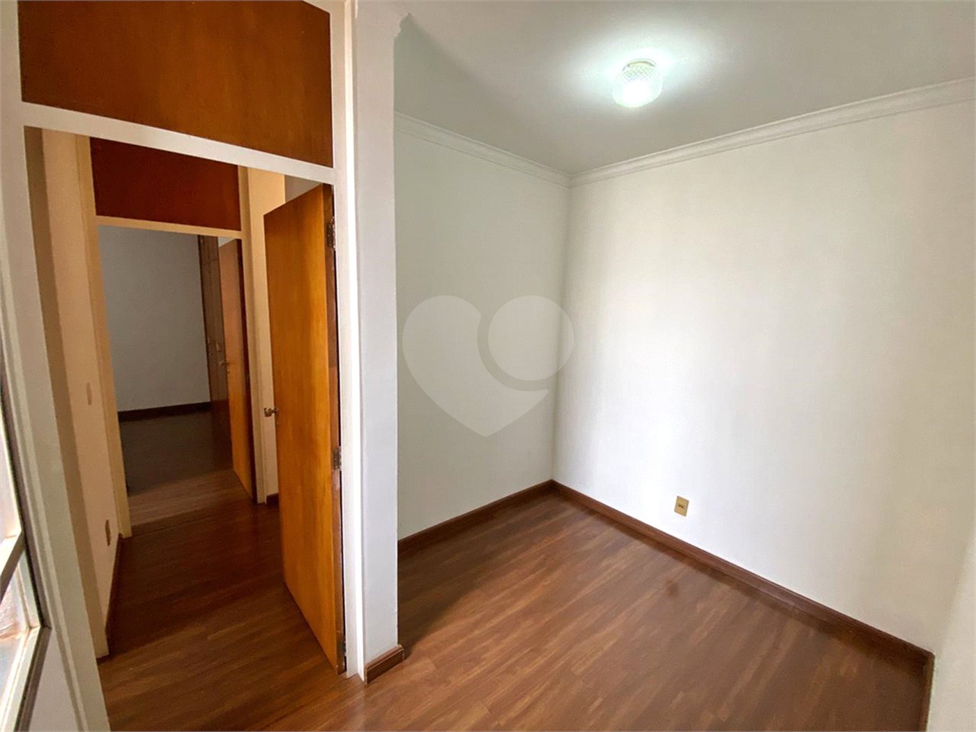 Apartamento à venda com 2 quartos, sendo 1 suíte, no Centro, Ribeirão Preto, SP
