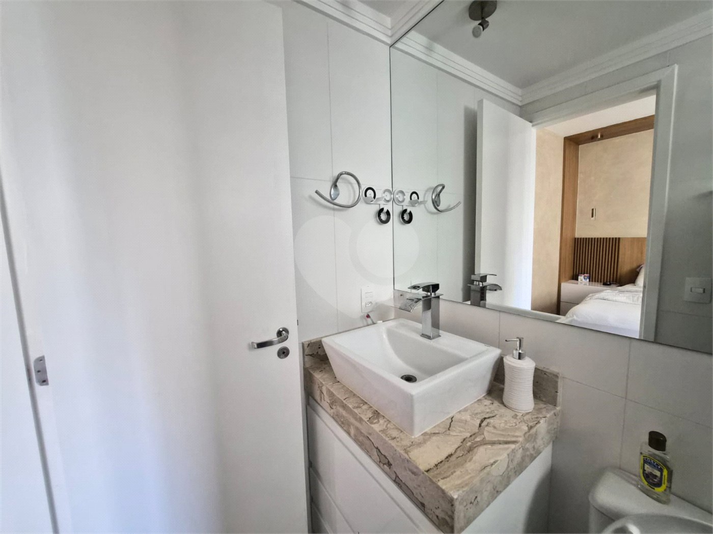 Apartamento à venda com 2 quartos, sendo 1 suíte, em Pinheiros, São Paulo, SP