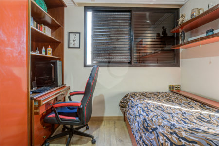 Apartamento à venda com 4 suítes em Moema, São Paulo, SP