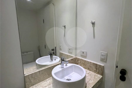 Apartamento à venda com 3 quartos, sendo 2 suítes,  em Vila Suzana, São Paulo, SP