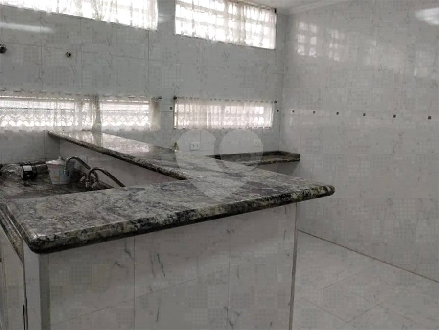 Casa à venda com 3 quartos, sendo 1 suíte,  em Vila Mariana, São Paulo, SP
