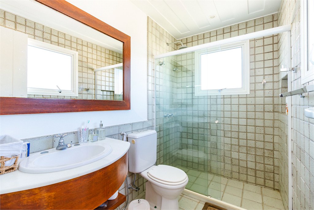Casa em condomínio à venda com 6 quartos, sendo 5 suítes,  em Praia Rasa, Armação dos Búzios, RJ