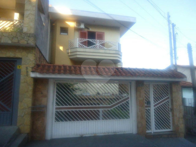 Casa em condomínio à venda com 3 suítes em Vila Gustavo, São Paulo, SP