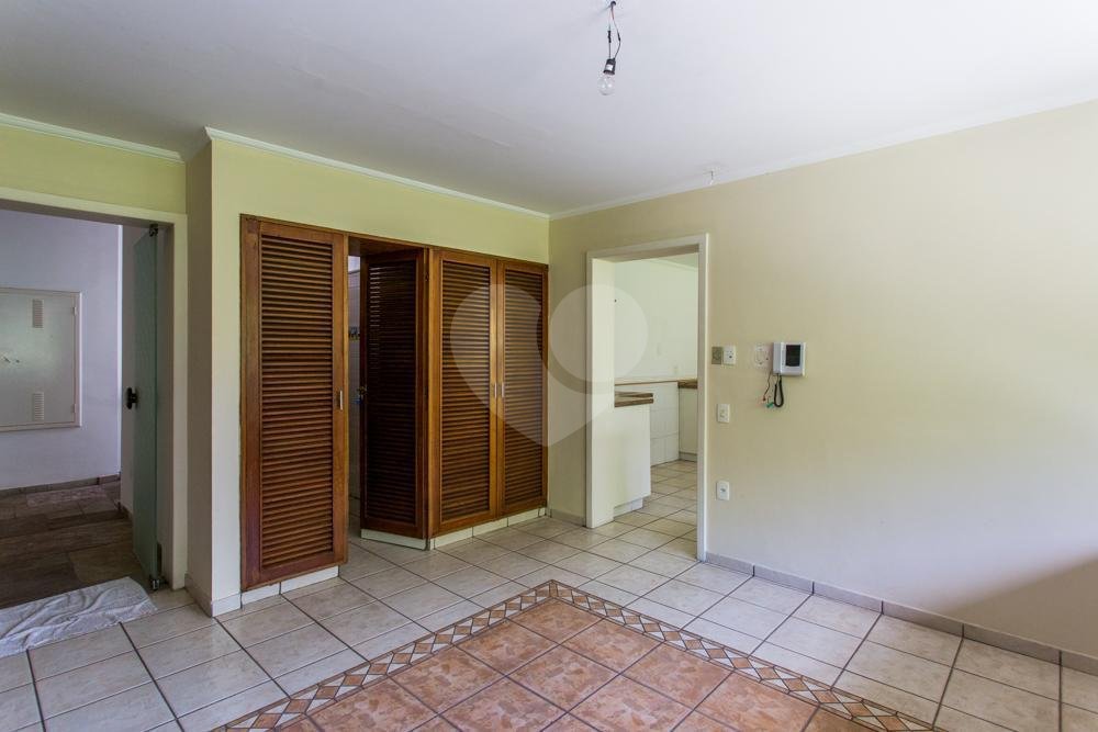 Casa para alugar com 4 suítes no condomínio Chácara Flora, São Paulo - SP