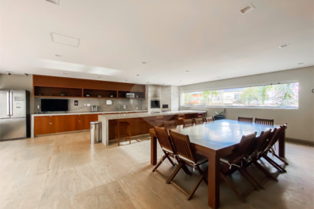 Apartamento à venda com 4 quartos, sendo 3 suítes, em Brooklin Paulista, São Paulo, SP