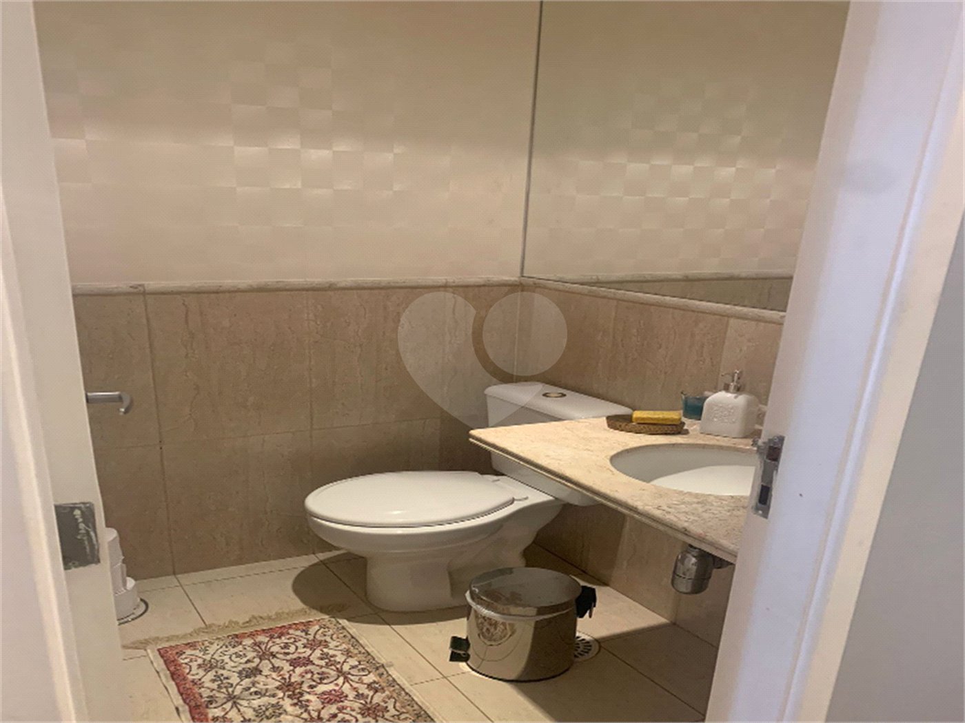 Apartamento à venda com 3 quartos, sendo 2 suítes, em Cidade São Francisco, São Paulo, SP
