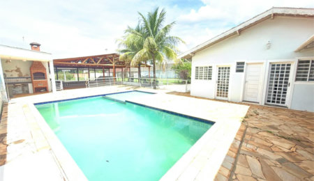 Chácara à venda com 4 quartos em Santa Rita, Piracicaba, SP