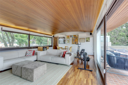 Casa à venda com 4 suítes no condomínio Vila Flora, São Paulo - SP