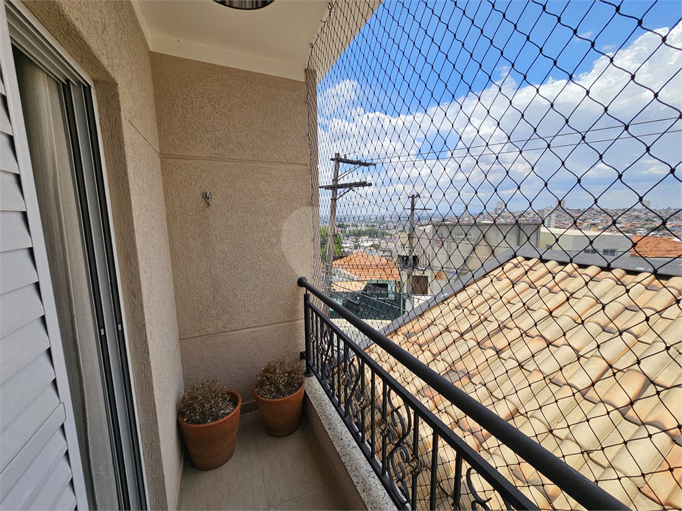 Sobrado à venda com 3 quartos, sendo 1 suíte,  em Vila Nivi, São Paulo, SP