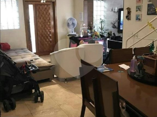 Sobrado à venda com 3 suítes em Jaçanã, São Paulo, SP