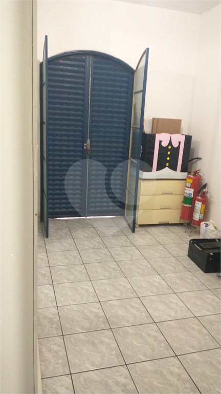 Casa à venda com 4 quartos, sendo 2 suítes,  em Conjunto Habitacional Brás Cubas, Mogi das Cruzes, SP
