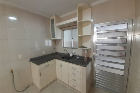 Sobrado à venda com 3 quartos, sendo 1 suíte, em Parque da Lapa, São Paulo, SP