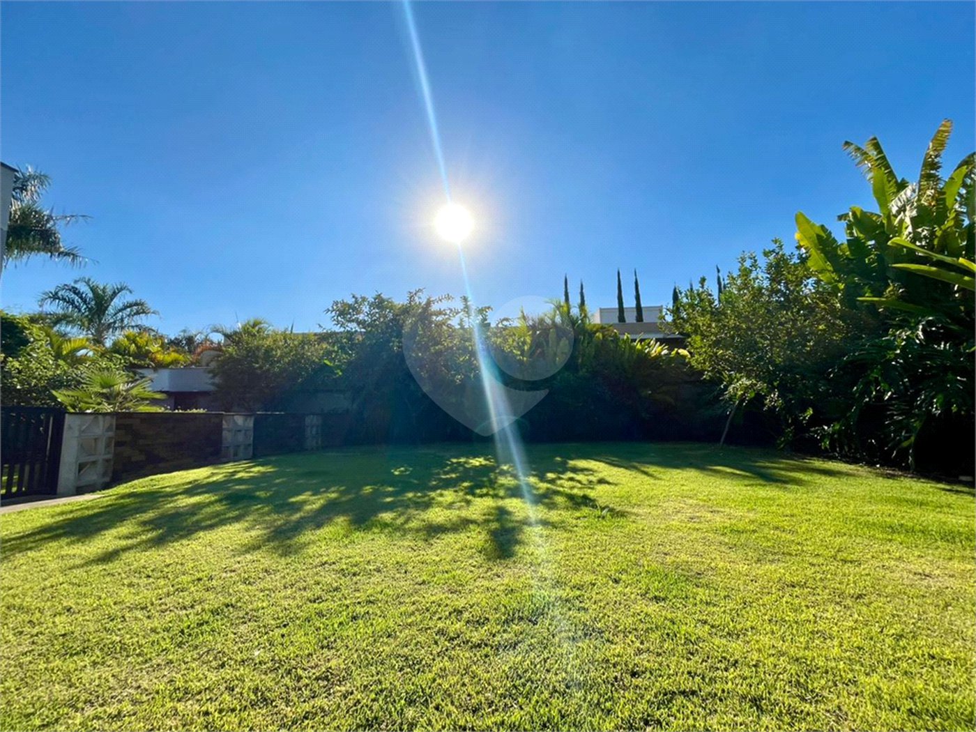 Casa à venda com 4 suítes no condomínio Fazenda Imperial, Sorocaba - SP