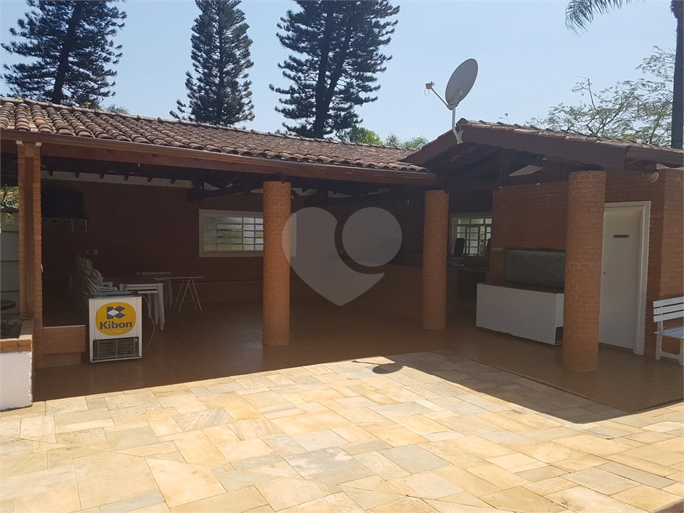 Hotel à venda com 14 quartos, sendo 13 suítes, em Rainha, Louveira, SP