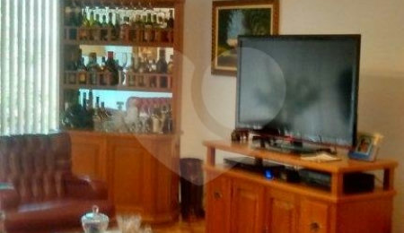 Casa Térrea à venda com 4 quartos, sendo 1 suíte,  em Vila Maria, São Paulo, SP