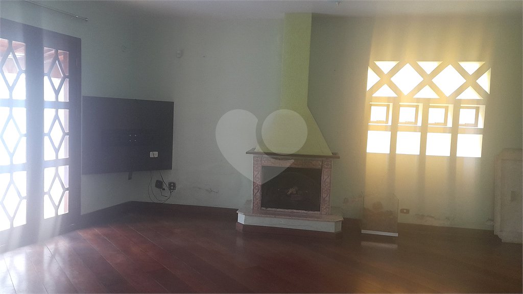 Sobrado à venda com 3 suítes em Tremembé, São Paulo, SP
