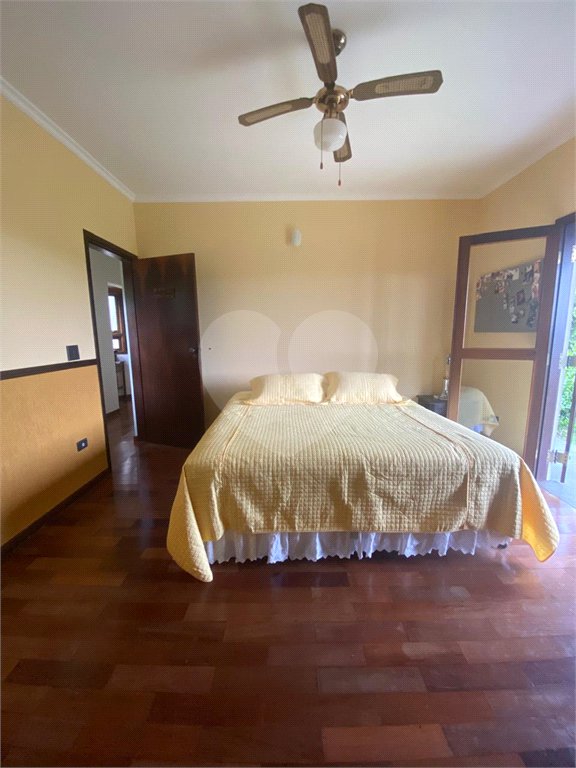 Casa à venda com 4 suítes no condomínio Vale da Santa Fé, Vinhedo - SP