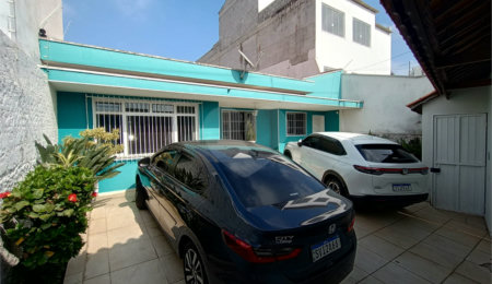 Casa à venda com 4 quartos, sendo 1 suíte,  em Jardim Armênia, Mogi das Cruzes, SP