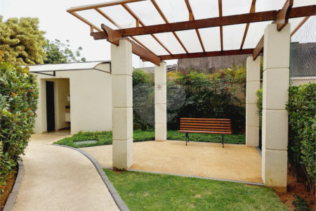 Apartamento à venda ou para alugar com 2 quartos em Vila Anastácio, São Paulo, SP