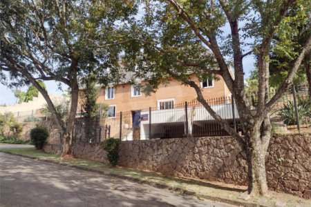Casa à venda com 5 quartos, sendo 4 suítes, no condomínio Malota, Jundiaí - SP