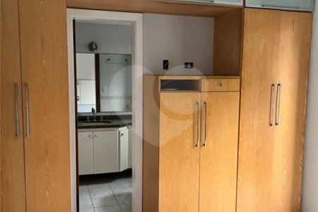 Apartamento à venda ou para alugar com 3 quartos, sendo 1 suíte,  em Vila Pompéia, São Paulo, SP