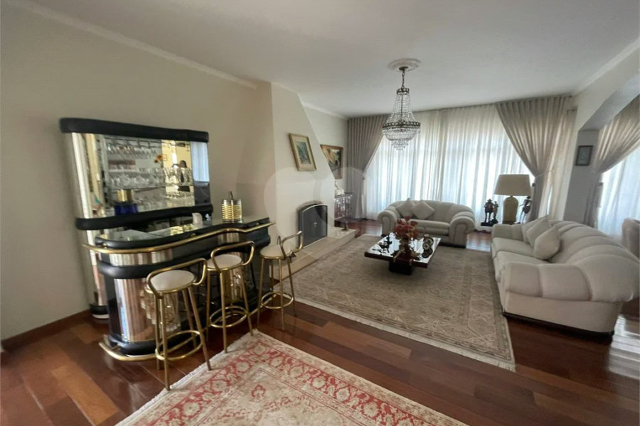 CASA TÉRREA EXCELENTE A VENDA NO TREMEMBÉ - 3 SUÍTES, PISCINA AREA GOURMET E 4 VAGAS DE GARAGEM