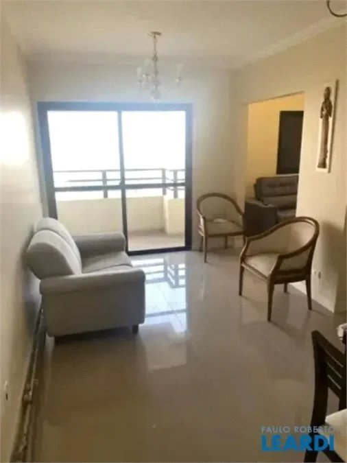 Apartamento à venda com 3 quartos, sendo 1 suíte,  em Morumbi, São Paulo, SP