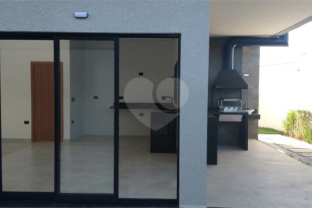 Casa à venda com 3 quartos, sendo 2 suítes, em Nova Gardênia, Atibaia, SP