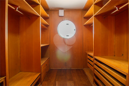 Casa Térrea à venda com 5 quartos, sendo 2 suítes, em Jardim Marajoara, São Paulo, SP