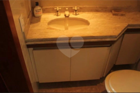 Cobertura com 130m², 3 quartos, sendo 2 suítes, 2 garagens, à venda no Jardim Marajoara