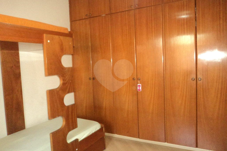 Casa à venda com 3 quartos, sendo 1 suíte, em Butantã, São Paulo, SP