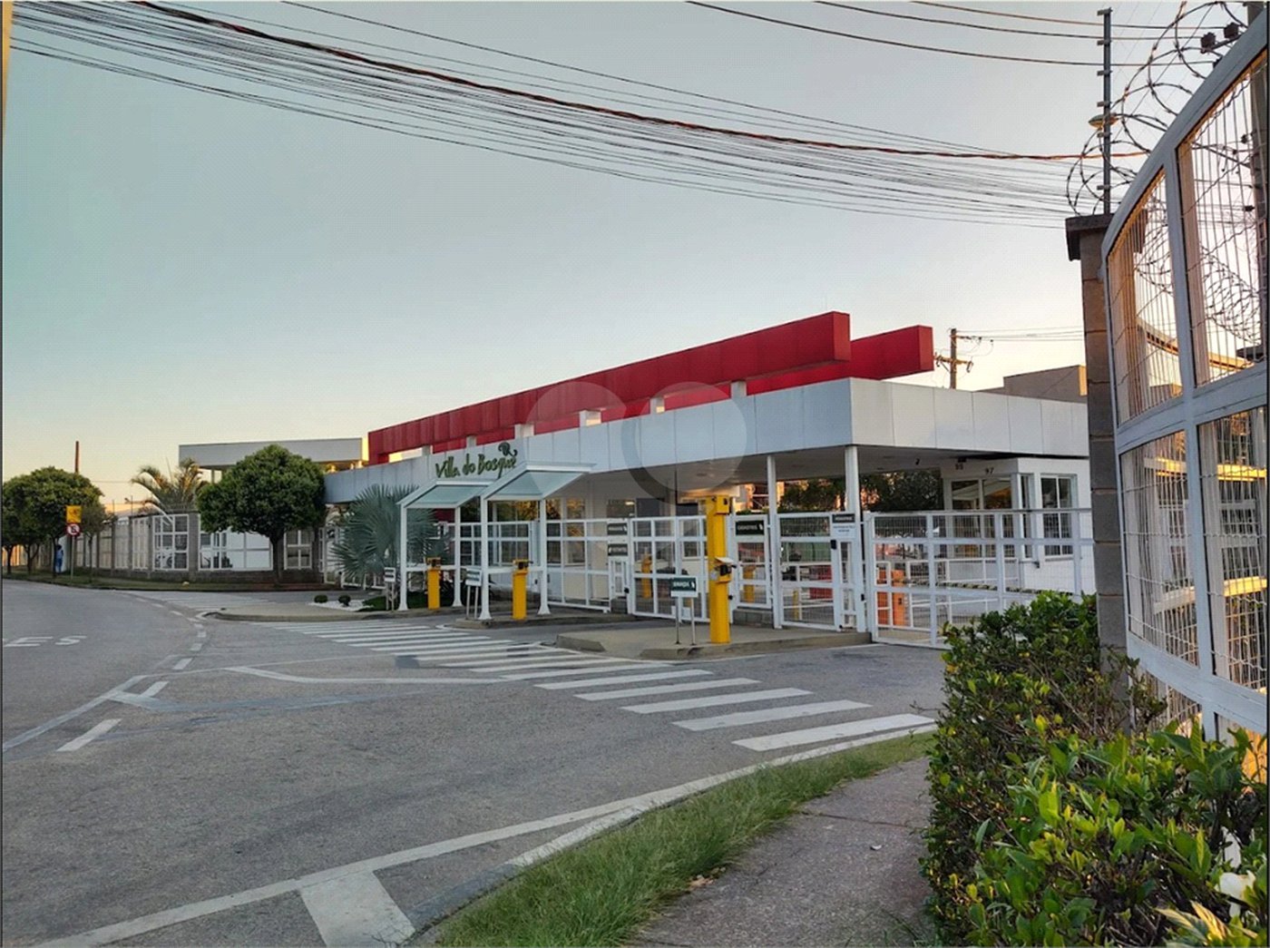 Casa para alugar com 3 suítes no condomínio Residencial Villa do Bosque, Sorocaba - SP