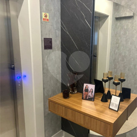 Apartamento à venda com 4 suítes em Vila Embaré, Valinhos, SP