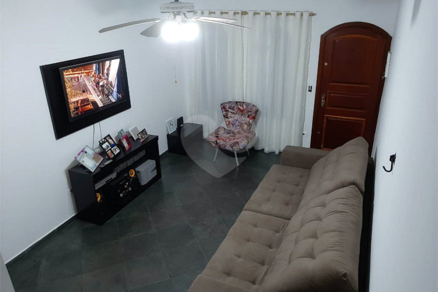 Sobrado à venda com 2 quartos em Tremembé, São Paulo, SP