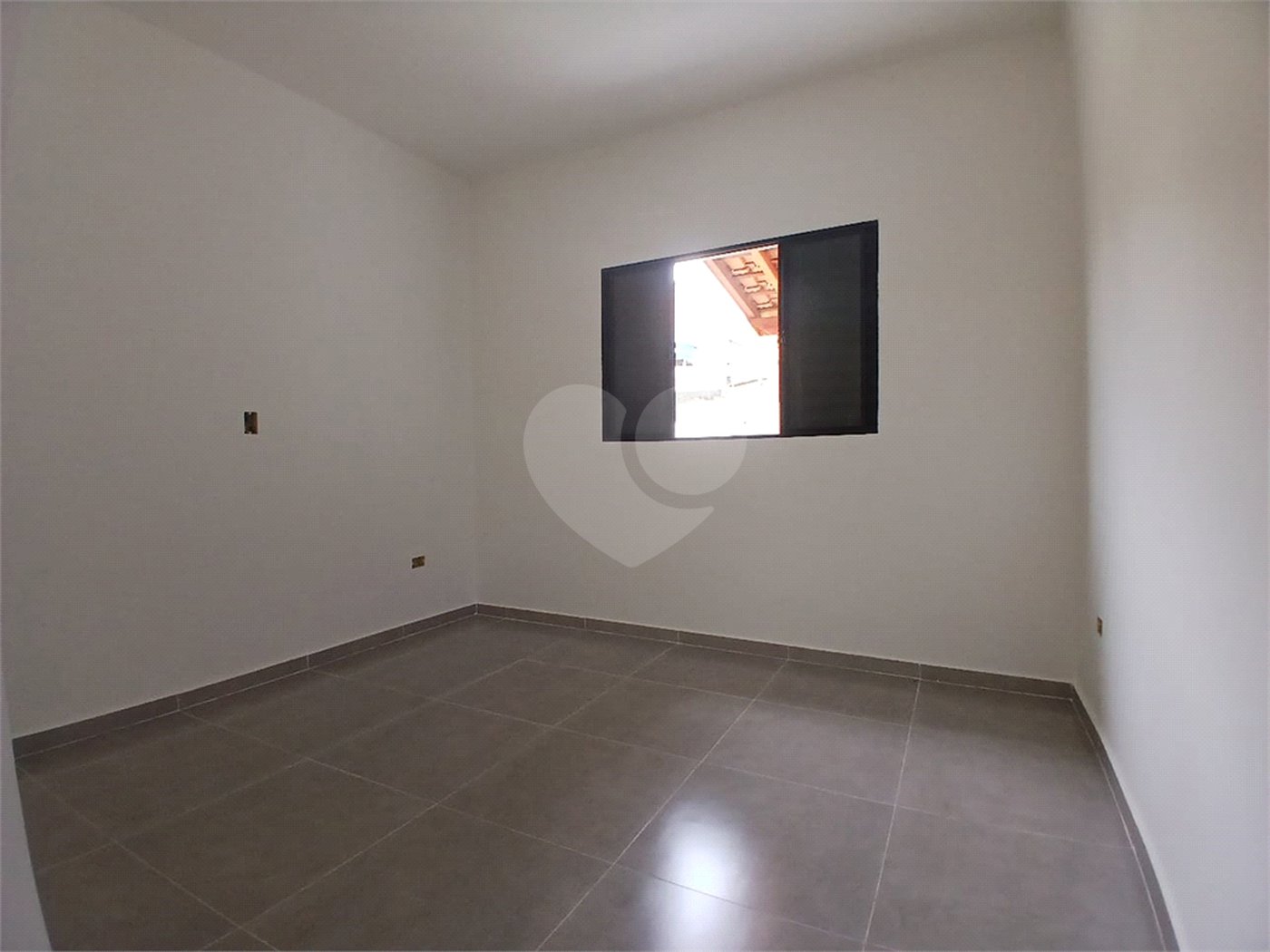Casa à venda com 2 suítes em Jardim São Felipe, Atibaia, SP