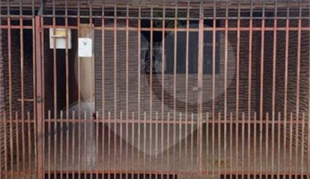 Casa à venda com 4 quartos, sendo 1 suíte,  em Jardim Altos do Itavuvu, Sorocaba, SP