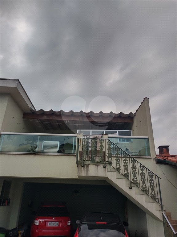 Casa à venda com 3 quartos em Horto, São Paulo, SP