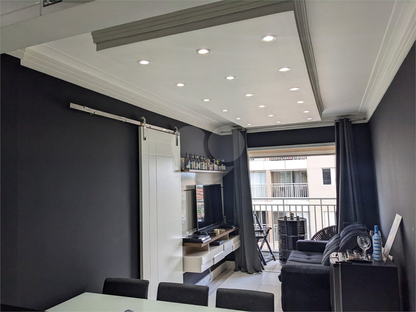 Apartamento à venda com 2 quartos, sendo 1 suíte,  em Jardim Rosa de Franca, Guarulhos, SP