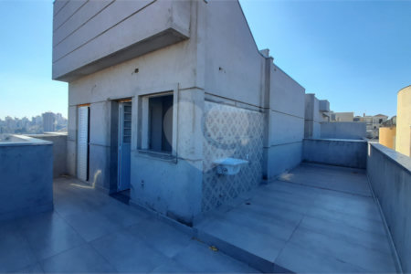 Casa à venda com 2 quartos no condomínio Residencial Luta, São Paulo - SP
