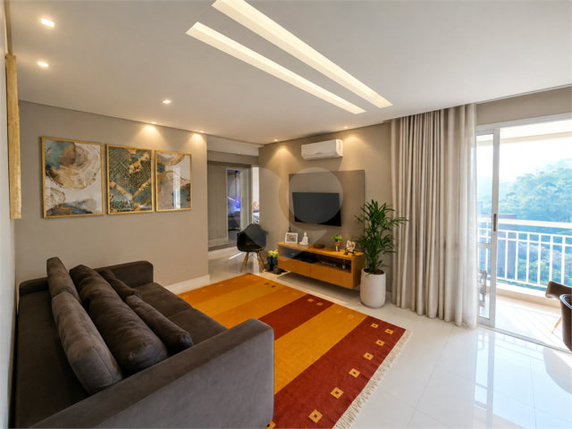 Apartamento à venda com 2 quartos, sendo 1 suíte,  em Morumbi, São Paulo, SP