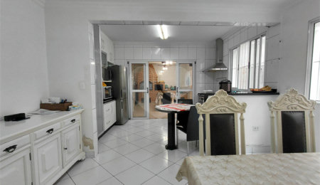 Casa à venda com 3 quartos, sendo 1 suíte, em Vila Ipojuca, São Paulo, SP
