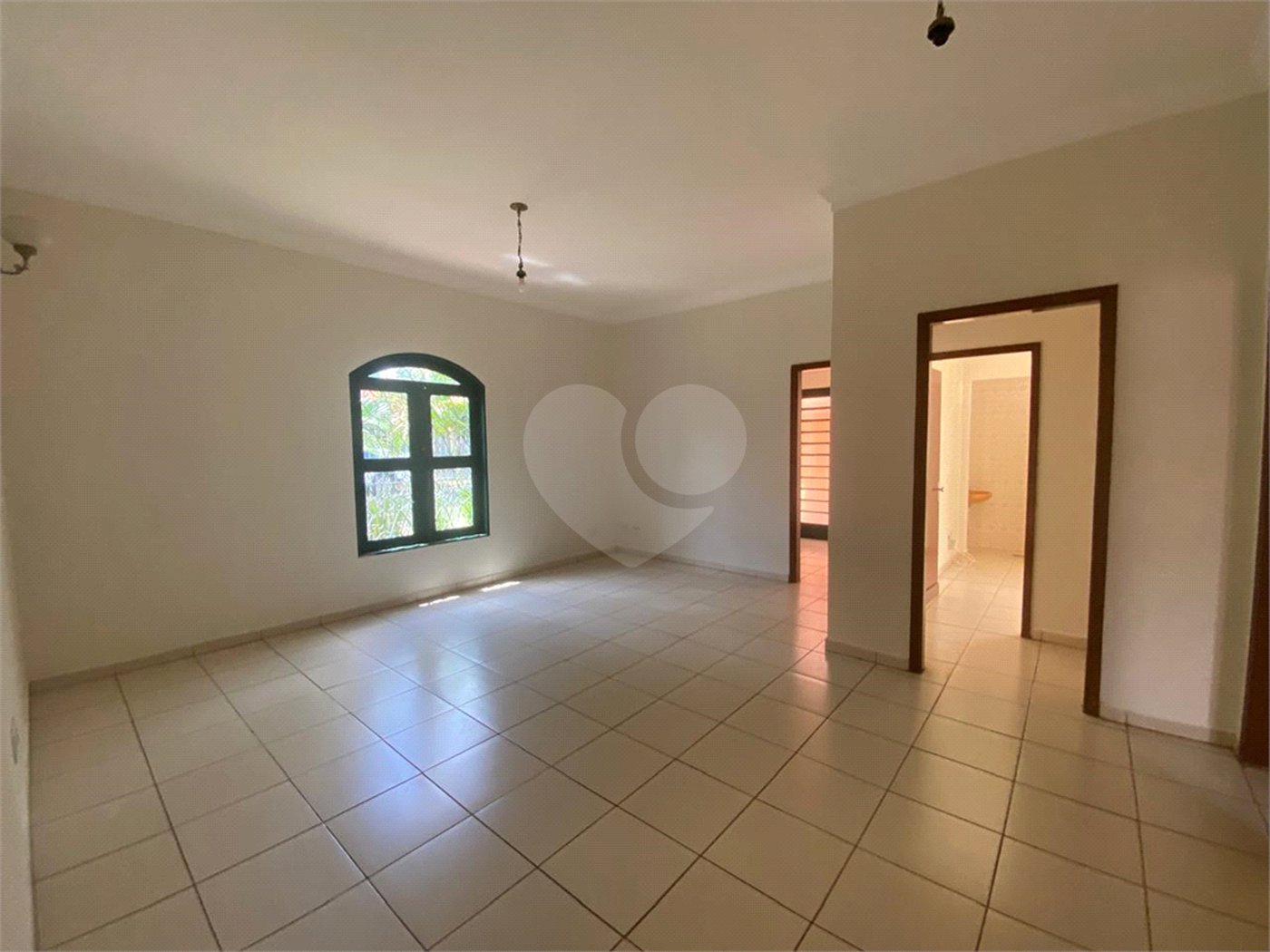 Casa à venda com 3 quartos em Jardim do Carmo, Araraquara, SP