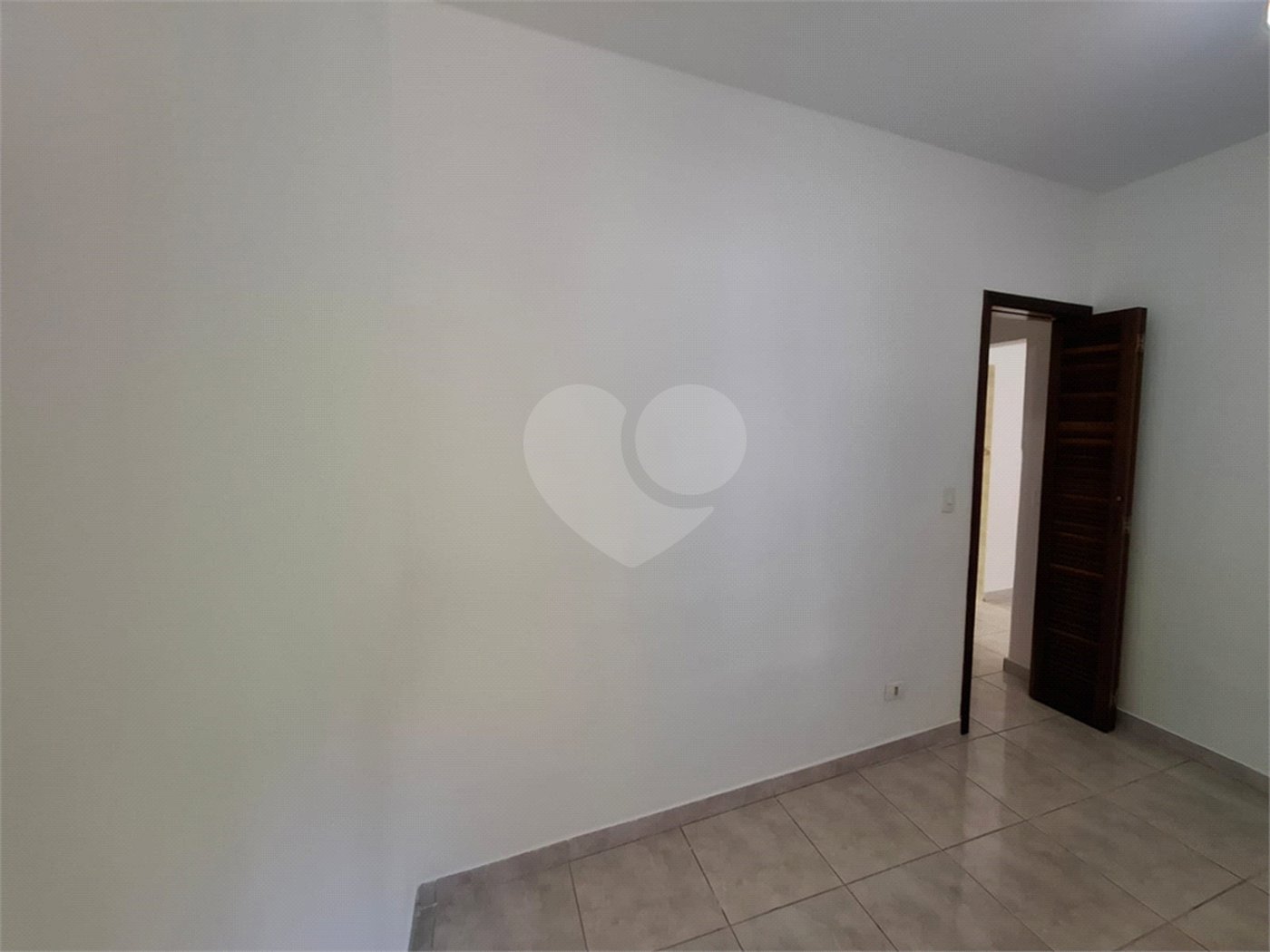 Sobrado à venda com 3 quartos no Brasilândia, São Paulo, SP